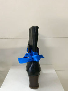 Black SIZE 6.5 Fluevog Leather upper Boots